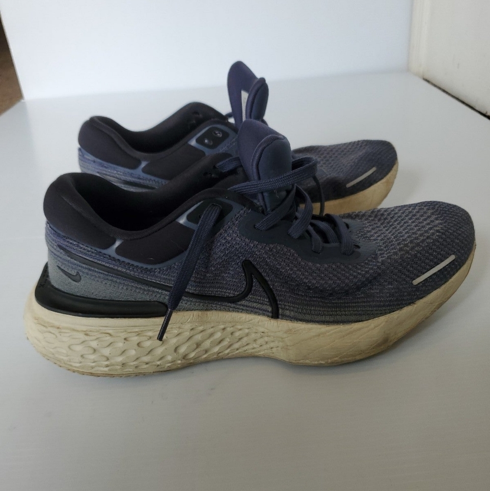 MENS NIKE INVINCIBLE BOG SOLES SHOES SIZE 13 I. GREAT SHAPE